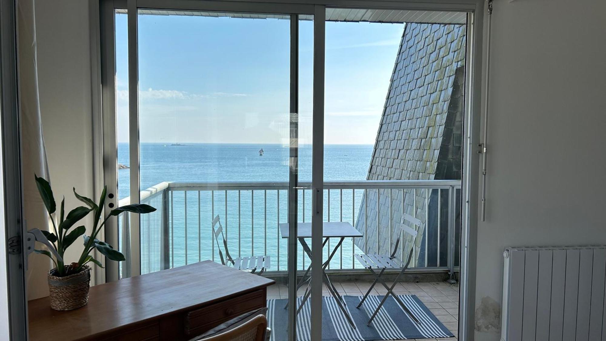 Appartement Pied Dans L'Eau - La Comtesse Saint-Quay-Portrieux Exteriér fotografie