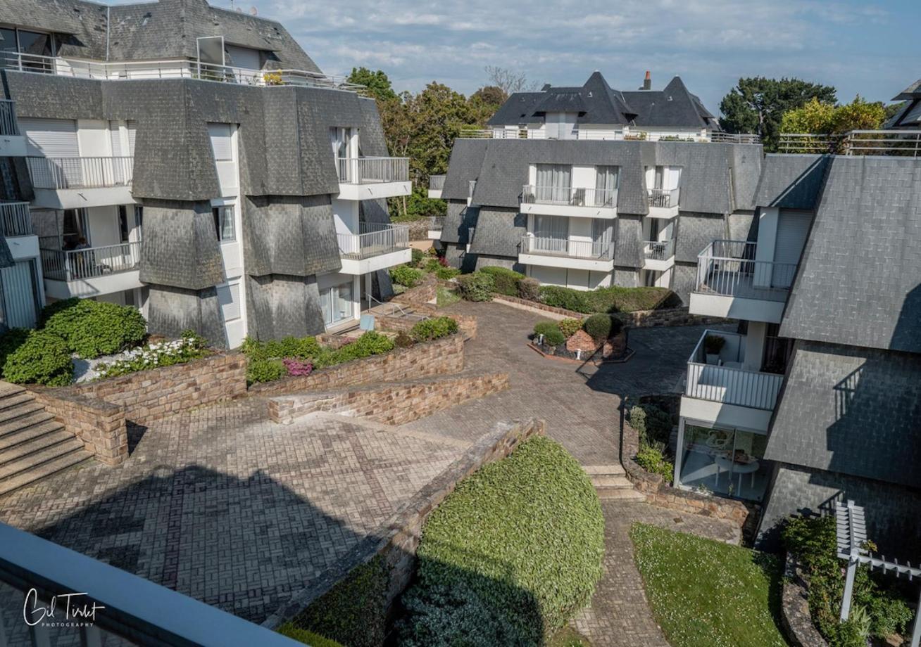 Appartement Pied Dans L'Eau - La Comtesse Saint-Quay-Portrieux Exteriér fotografie